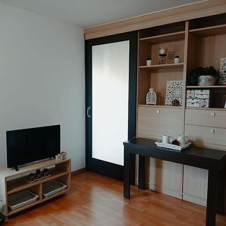 Acogedor Apartamento Con Piscina Y Garaje Apartment Хуеска Екстериор снимка