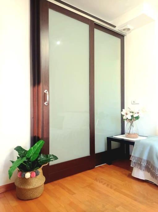 Acogedor Apartamento Con Piscina Y Garaje Apartment Хуеска Екстериор снимка